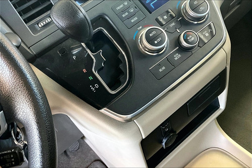 Toyota Sienna 3.5 Ce V6 At