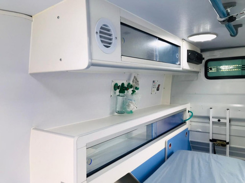 Imagem 11 de 14 de Nova Peugeot Expert Ambulancia