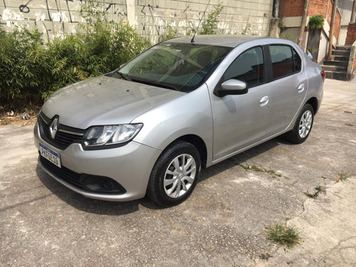 Imagem 1 de 9 de Renault Logan Expression 1.6 8v Easy-r (flex) 2017