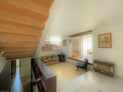Imagen 7 de 29 de Satélite Casa Venta 5 Recámaras 4 Baños 3 Estacionamientos Jardín Desniveles