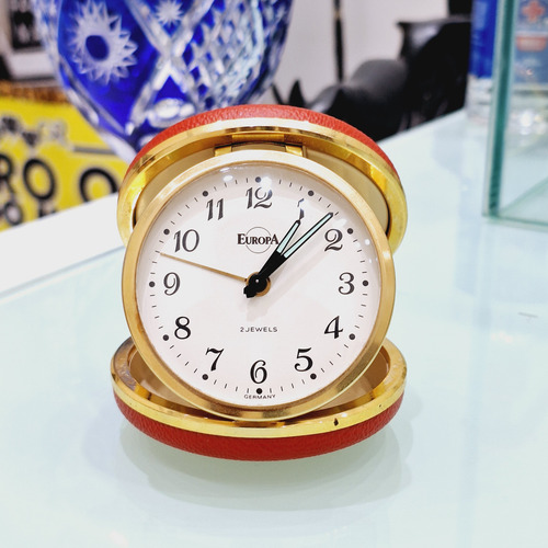 Reloj Despertador Europa Aleman Funcionando Impecable Rojo (Usado)