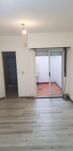Se Alquila Monoambiente Interno Con Patio Llarraya 2236 Mataderos Caba