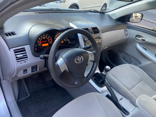 Toyota Xei L/2011 Caja 6 Ta 2011
