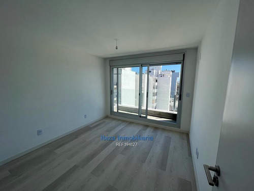 Imagen 5 de 10 de Estrene A Metros De 18 De Julio Y 3 Cruces. 1 Dormitorio Cw194127