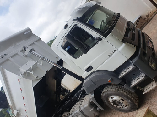 Axor 3344 6x4 Ano 2013 Caçamba Meia Cana caminhão Traçado