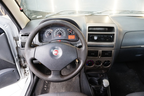 Fiat Strada 1.4 MPI TREKKING CS 8V FLEX 2P MANUAL