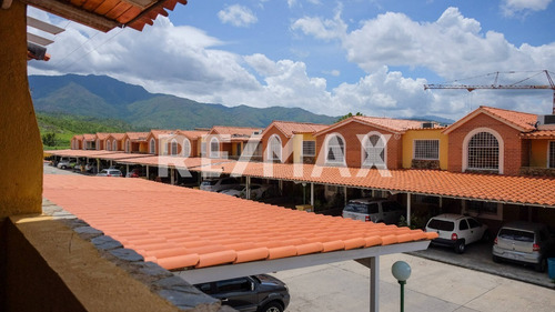 Imagen 19 de 25 de Casa En Venta Monteserino Cod:147225 Albert Gonzalez 04121444789 (solo Clientes)
