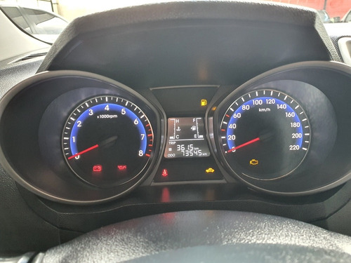 Imagem 15 de 15 de Hyundai Hb20 2017 1.0 Comfort Flex 5p
