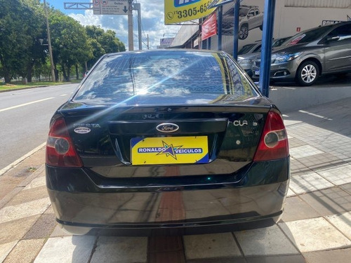 Imagem 3 de 9 de Fiesta Sedan 1.0 Mpi Sedan 8v Flex 4p Manual