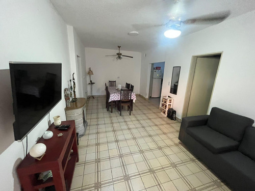 Casa En Venta En Lomas De Zamora