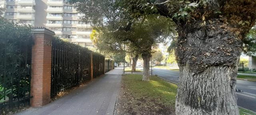 Departamento Colegio San Ignacio Luis Thayer Ojeda/plaza Las