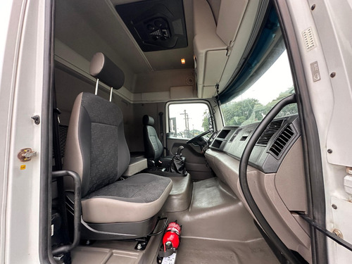 Vw 24-280 Constellation 2020 6x2 Leito Teto Alto Financia