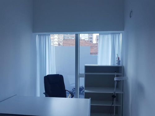 Oficina En Venta Ubicado En Banfield, Lomas De Zamora
