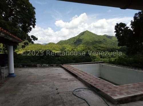 En Guarico Carretera A San Juan De Los Morros , Espectacular Hacienda De 88 Has, 20 De Ellas Vegas A Orillas Del Río Guárico,mls#24-637