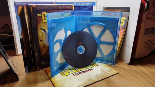 Priviet Pelicula The Goonies Blu-ray (Usado)