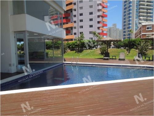 Imagen 20 de 21 de Av Chiverta Piso Alto Gran Vista Al Mar Venta - Punta Del Este Brava