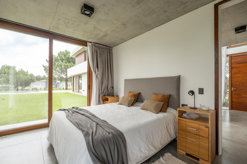 Casa En Venta 5 Ambientes Pinamar La Herradura