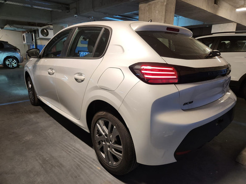 Peugeot 208 1.6 Allure At