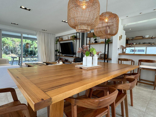 Departamento En Venta - 3 Dormitorios 3 Baños - Pinamar