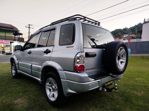 Chevrolet Tracker TRACKER 2.0 16v 128cv MPFI 4x4 5p