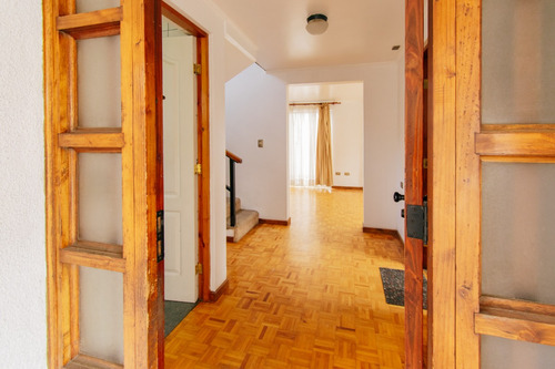 Casa A Pasos Reserva Nacional Nonguen 480-230 M2 Concepcion
