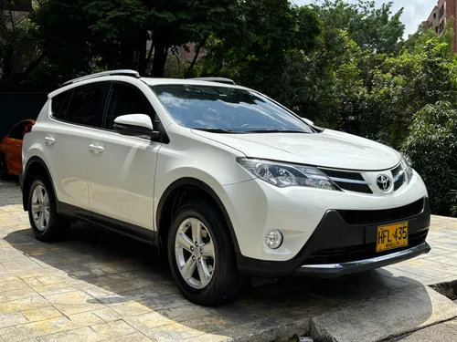 Toyota RAV4 2.5 Imperial 4x2