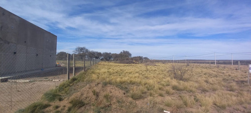 Venta Terreno Cardo Ruso S/n- Altos De Kamal- Toay