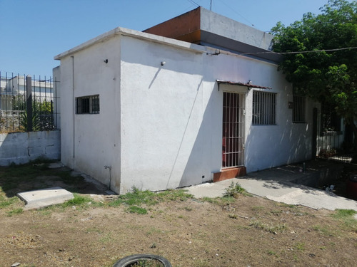 Imagen 7 de 19 de Casa En Belvedere Con Patio Y Garaje