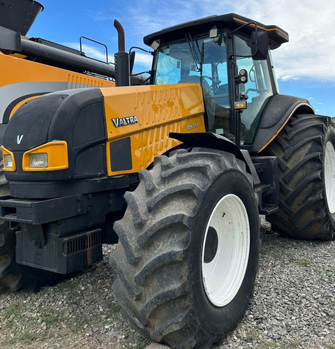 Trator Valtra Bh 214 Ano 2009