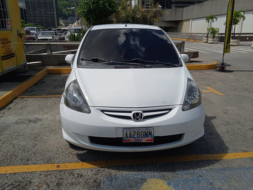 Imagen 2 de 18 de Honda Fit