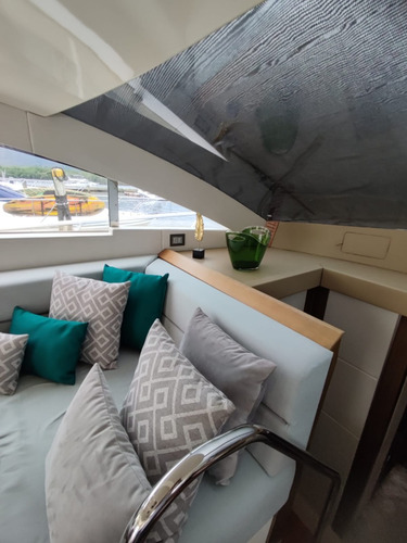 Lancha Schaefer 62 2012 Intermarine Ferretti Azimut Sedna