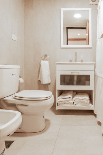 Alquiler Departamento 3 Dormitorios - Hosteria Del Cerro - Base Cerro Catedral - 50 Mts Medios Elevacion-para 9 Personas - Fecha 6/9 Al 13/9 Temp 2025