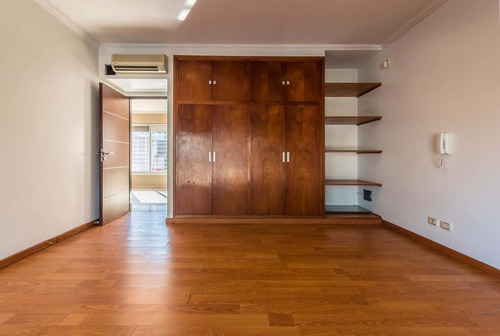 Imagen 19 de 30 de Venta De Casa De Categoría En Parque Chacabuco