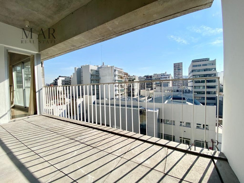 Imagen 4 de 24 de Retasado! Departamento En Venta, 2 Amb Con Gran Balcon Y Cochera