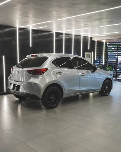 Mazda 2 Prime Hatchback 2021