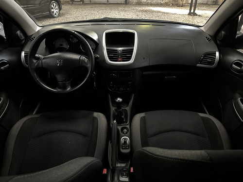 Peugeot 207 1.6 Feline 106cv