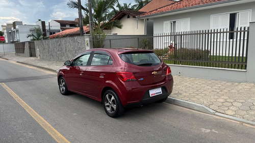 Chevrolet Onix 8V
