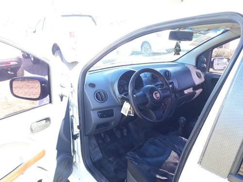Imagen 9 de 11 de Fiat Uno Sporting 2013 Gd