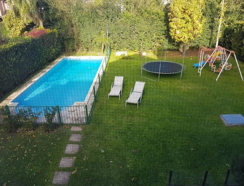 Hermosa Casa 5 Amb- Jardin /pileta Parque Leloir Barrio Privado!