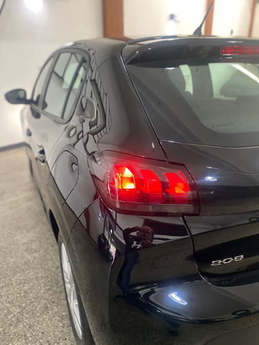 Peugeot 208 1.6 Active