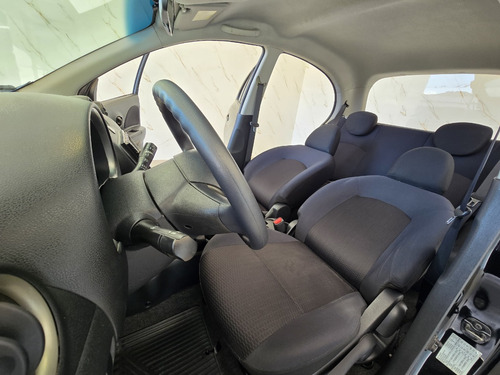 Nissan March 1.0 S 5p