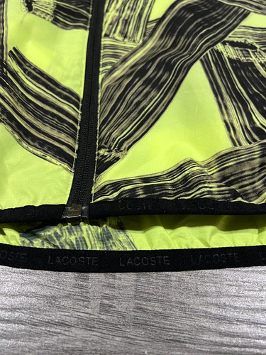 Rompevientos Lacoste Caballero Talla S (revisar Dimensiones) (Usado)