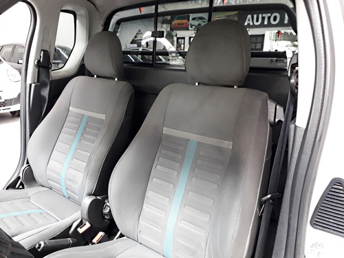 Chevrolet Montana Sport 1.4 Flex / Montana Temos Fiat Strada