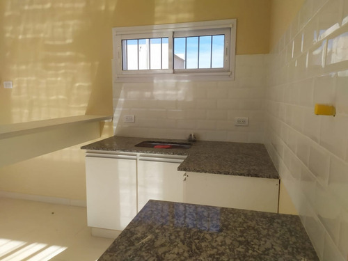 Imagen 5 de 13 de Ph En Venta En Lobos