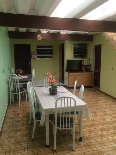 Imagem 4 de 12 de Sobrado Com 2 Dormitórios À Venda, 193 M² Por R$ 460.000 - Jardim Stetel - Santo André/sp - So0677