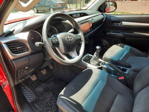 Toyota Hilux 2.8 Cd Sr 177cv 4x4 2017