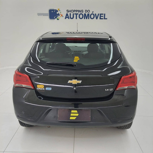 Imagem 10 de 10 de Chevrolet Onix 1.4 Mpfi Lt 8v Flex 4p Manual