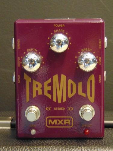 Mxr M159 Stereo Tremolo Guitar Effects Pedal (usado)