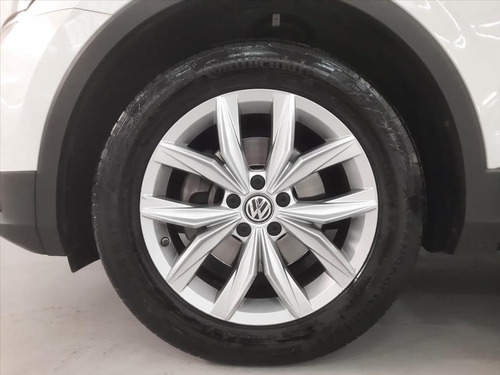 Imagem 12 de 12 de Tiguan 1.4 250 Tsi Total Flex Allspace Comfortline Tiptronic