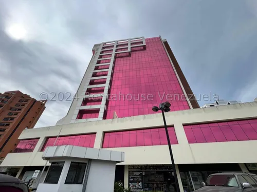 Maria E. Vende Fondo De Comercio Negocios Belleza Y Salud, Completamente Operativo, Totalmente Equipado, Ubicado En Excelente Zona Del Este, Lara#25-20498**